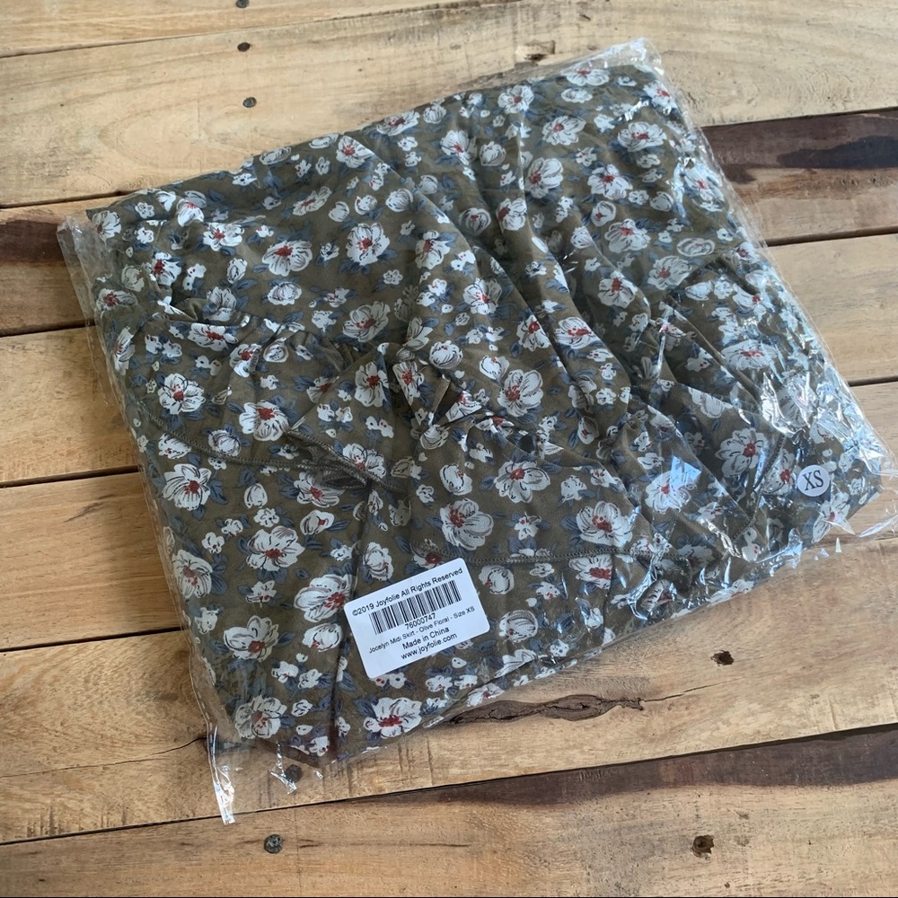 Joyfolie XS Olive Floral Midi Skirt